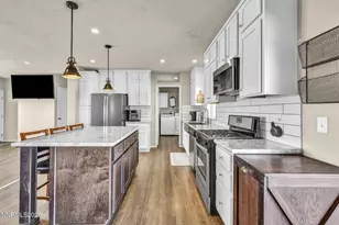 18 Kelsey Ct, Dayton, NV 89403 - Photo 7