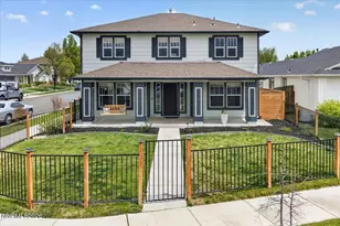 1347 Scarlet Oak Dr, Gardnerville, NV 89410 - Photo 1