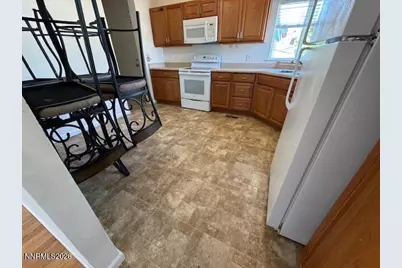 2166 Camellia Drive, Reno, NV 89512 - Photo 7