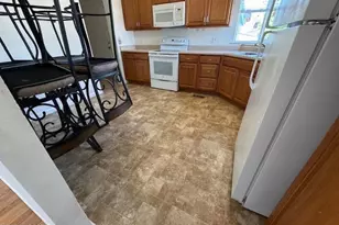 2166 Camellia Dr, Reno, NV 89512 - Photo 7