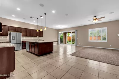 9670 Avitara Way, Reno, NV 89521 - Photo 5