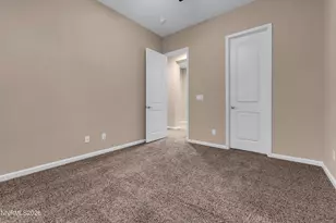 9670 Avitara Way, Reno, NV 89521 - Photo 33