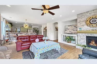 6282 Telehurst Drive, Sparks, NV 89436 - Photo 13