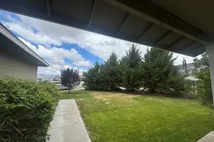 1014 Prosser Cir, Fernley, NV 89408 - Photo 5