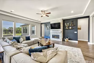 1237 Crawford Crk Dr, Reno, NV 89521 - Photo 7