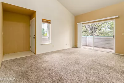 2675 Sycamore Glen Drive #APT 3, Sparks, NV 89434 - Photo 5