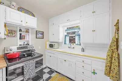 1671 Ordway Avenue, Reno, NV 89509 - Photo 17