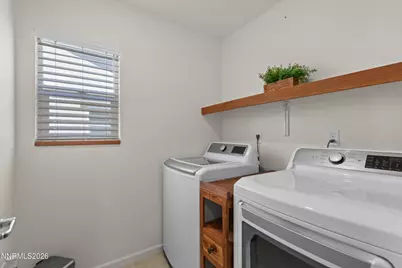 638 Coyote Bluff Court, Reno, NV 89506 - Photo 23