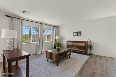 638 Coyote Bluff Court, Reno, NV 89506 - Photo 5