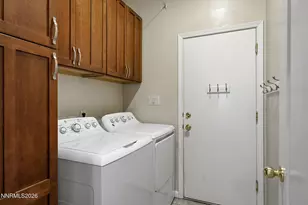 10047 Cascade Falls Dr, Reno, NV 89521 - Photo 27