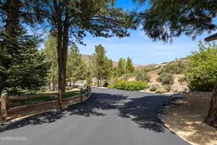 190 E Laramie Dr, Reno, NV 89521 - Photo 9