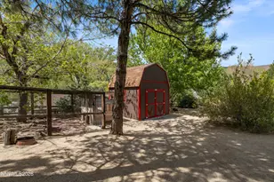 190 E Laramie Dr, Reno, NV 89521 - Photo 13