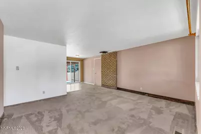 9070 Reservoir Street, Reno, NV 89506 - Photo 5