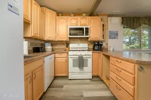250 Orion Ln, Stateline, NV 89449 - Photo 5