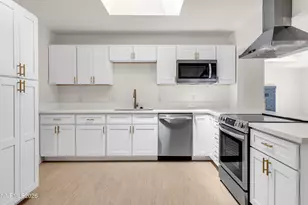8 E O St, Sparks, NV 89431 - Photo 15