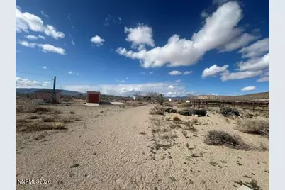 2780 E 2nd Street, Silver Springs, NV 89429 - Photo 7