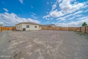1013 Anthony Ln, Fernley, NV 89408 - Photo 33