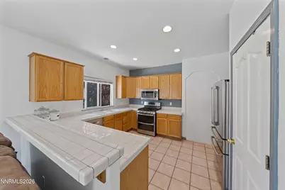 9640 Silver Desert Way, Reno, NV 89506 - Photo 27