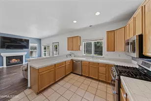 9640 Silver Desert Way, Reno, NV 89506 - Photo 29
