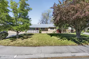 2220 Oreana Dr, Reno, NV 89509 - Photo 51