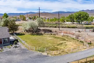 765 Stock Ln, Fernley, NV 89408 - Photo 7