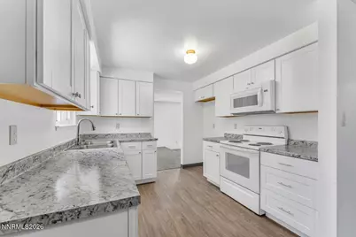 731 Desert View Court, Sparks, NV 89434 - Photo 9