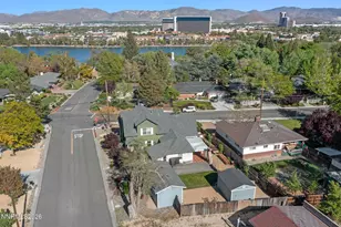 300 Country Club Dr, Reno, NV 89509 - Photo 35