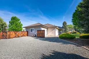 1219 Keepsake Cir, Gardnerville, NV 89460 - Photo 7