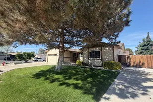 650 Concord Cir, Fernley, NV 89408 - Photo 7