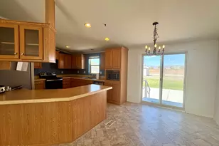 575 N Meridian Rd, Lovelock, NV 89419 - Photo 9