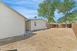 812 Scott Dr, Fernley, NV 89408 - Photo 23