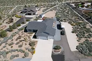 2880 Jackie Cir, Minden, NV 89423 - Photo 9