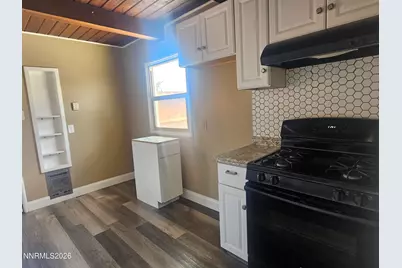 880 Southworth Drive, Reno, NV 89512 - Photo 7