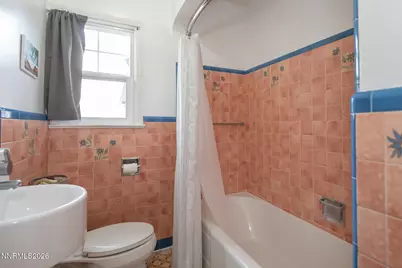 1025 Locust Street, Reno, NV 89502 - Photo 9