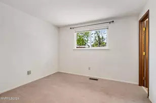 14005 Perlite Dr, Reno, NV 89521 - Photo 9