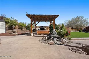 1056 Sticklebract Dr, Sparks, NV 89441 - Photo 31