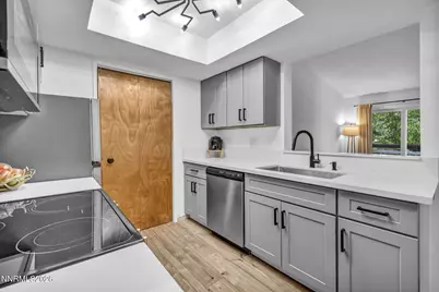 530 E Patriot Boulevard #APT 124, Reno, NV 89511 - Photo 9