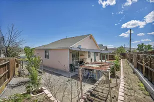 570 Sunrise Cir, Fernley, NV 89408 - Photo 37