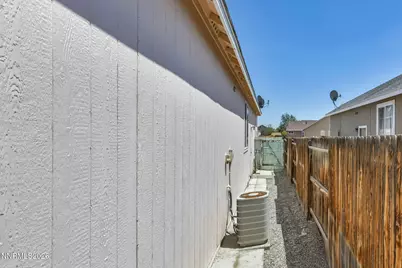 570 Sunrise Circle, Fernley, NV 89408 - Photo 35