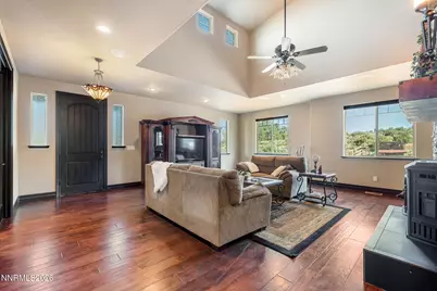 5764 Carl Dr Drive, Reno, NV 89511 - Photo 5