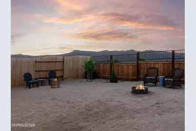 319 Grafton Drive, Sparks, NV 89441 - Photo 9