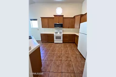 7169 Beacon Drive, Reno, NV 89506 - Photo 5