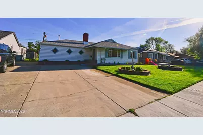 10 E J Street, Sparks, NV 89431 - Photo 15