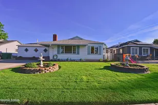 10 E J St, Sparks, NV 89431 - Photo 3