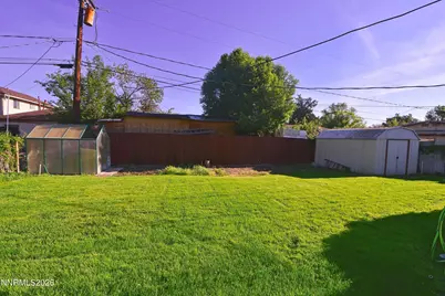 10 E J Street, Sparks, NV 89431 - Photo 31