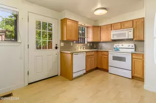 125 Lake Glen Dr, Carson City, NV 89703 - Photo 5