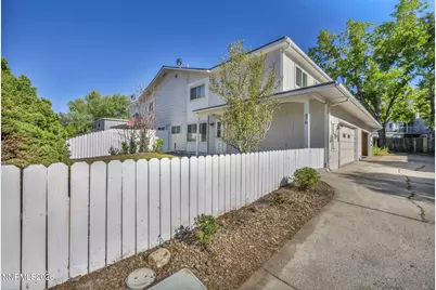 870 E Huffaker Lane, Reno, NV 89511 - Photo 5