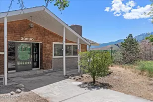 20990 David Dr, Reno, NV 89521 - Photo 7