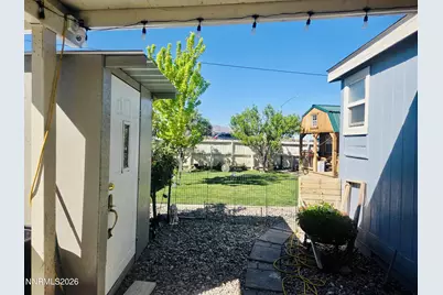 220 Parkland Way, Fernley, NV 89408 - Photo 21