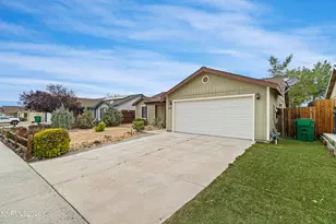1662 Round Up Rd, Fernley, NV 89408 - Photo 3